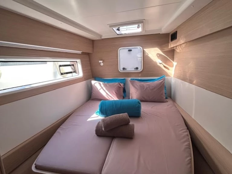 Louez un Lagoon Lagoon 43 à Athènes