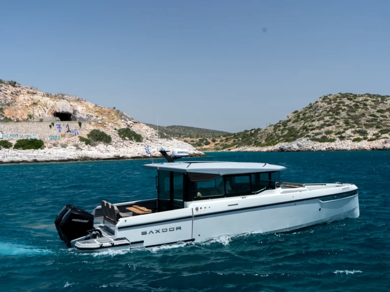 Location Bateau à moteur à Ellinikó - Saxdor Saxdor 320 GTC