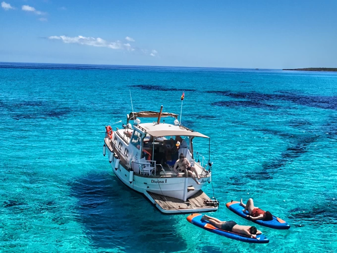 Louez un Llaut Menorquin  DIVINA I à Port Mahon