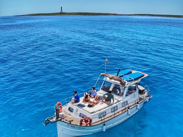 Location Bateau à moteur à Port Mahon - Llaut Menorquin  DIVINA I