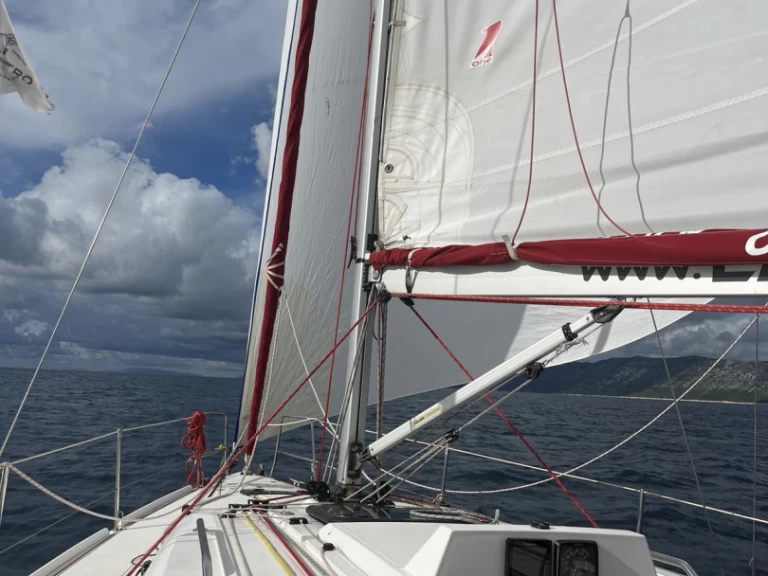 Location à Cavtat - Elan Elan 350 Performance sur SamBoat