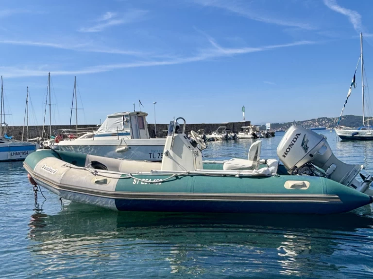 Location Semi-rigide Bombard avec permis