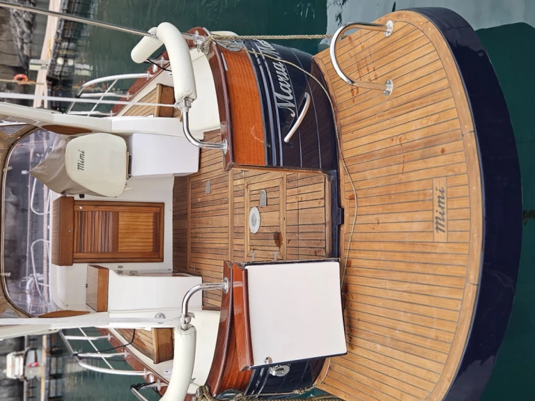 Location Bateau à moteur à Piano di Sorrento - Mimi Scirocco 850 sport 