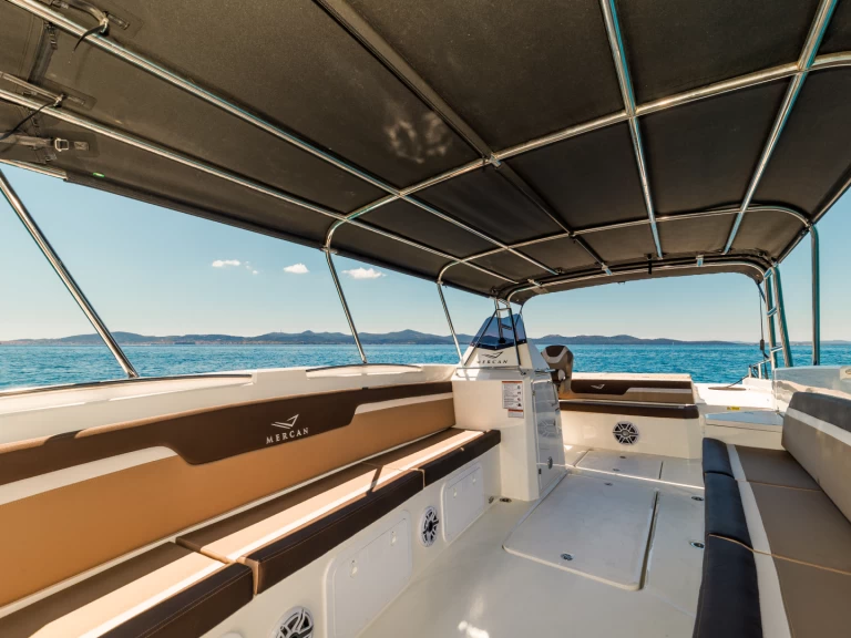 Louer Bateau à moteur avec ou sans skipper Mercan à Zadar
