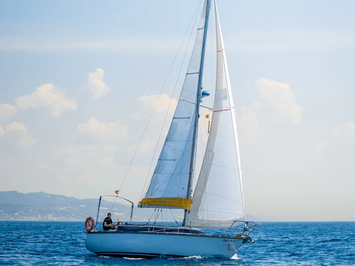 Location bateau Dufour 29 à Mataró sur Samboat