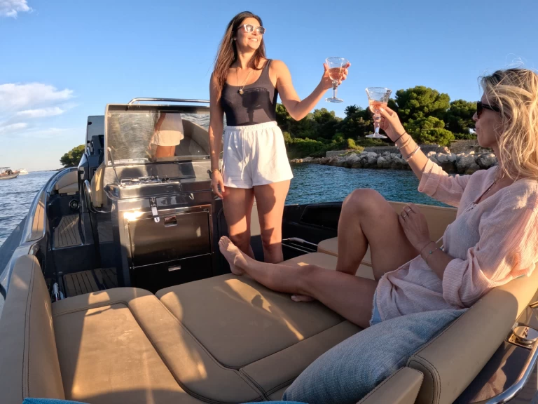 Location Semi-rigide à Cogolin - Zar ZAR 85 Sport Luxury