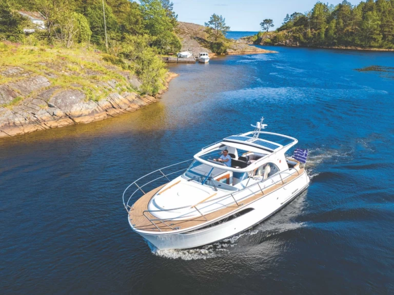 Location à Gouviá - Marex 310 sur SamBoat