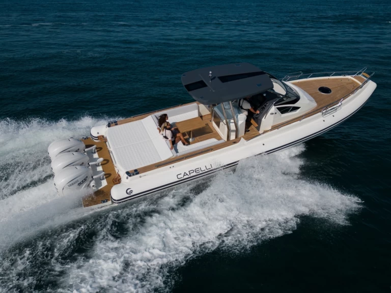 Location Semi-rigide à Marine de Sant'Ambrogio - Capelli Tempest 44