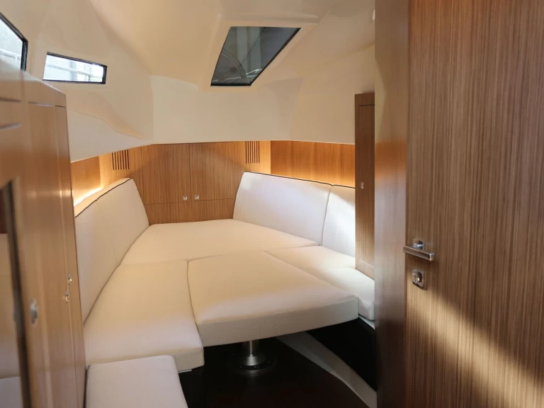 Louez un Capelli Tempest 50 à Marine de Sant'Ambrogio