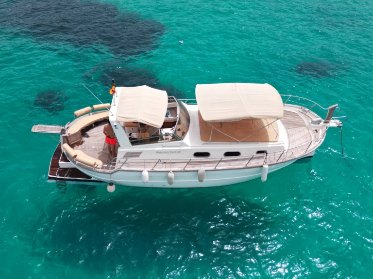 Bateau à moteur à louer à Palma de Majorque au meilleur prix