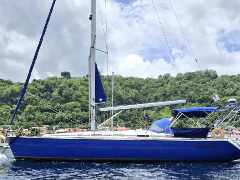 Location bateau Pointe-à-Pitre pas cher Bavaria 44