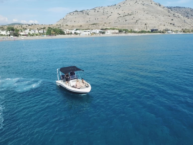 Location bateau Poseidon Soverato  à Lárdos sur Samboat