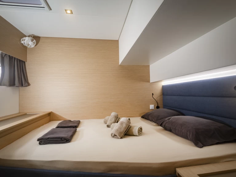 Location Catamaran à Lefkáda - Fountaine Pajot Aura 51