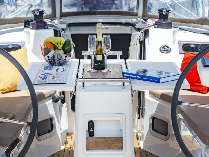 Louez un Bénéteau Oceanis 34.1 à Lefkáda