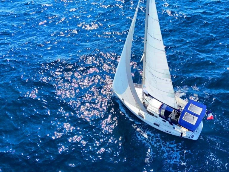 Bénéteau Oceanis 320 a louer à Canet-en-Roussillon