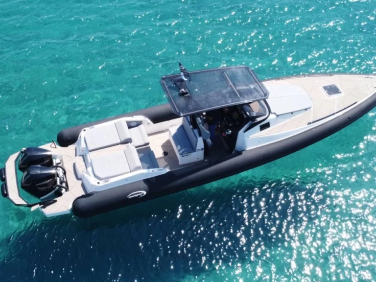 Location Semi-rigide à Lávrio - Seafighter One cabin 36