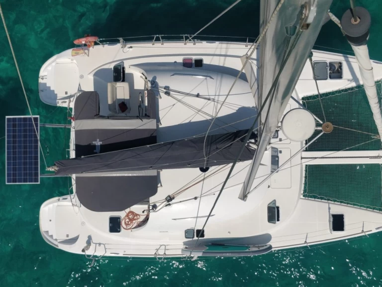 Location à Barcelone - Lagoon Lagoon 380 sur SamBoat