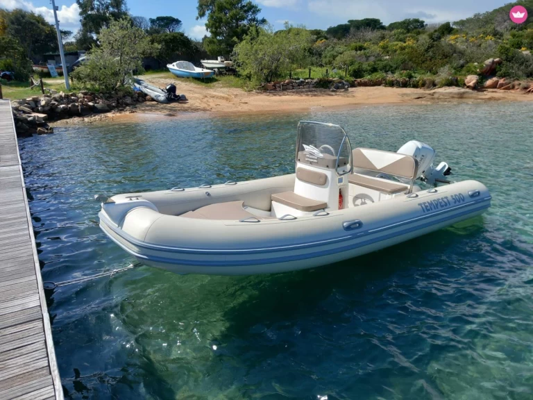 Louez un Capelli Tempest 500 à Palau