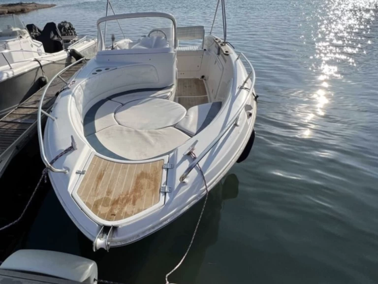 Louer Bateau à moteur avec ou sans skipper Quicksilver à Águilas