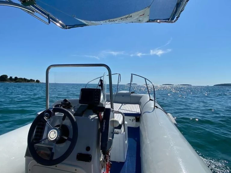 Location bateau Prestige Prestige 500 Fly à Rovinj sur Samboat