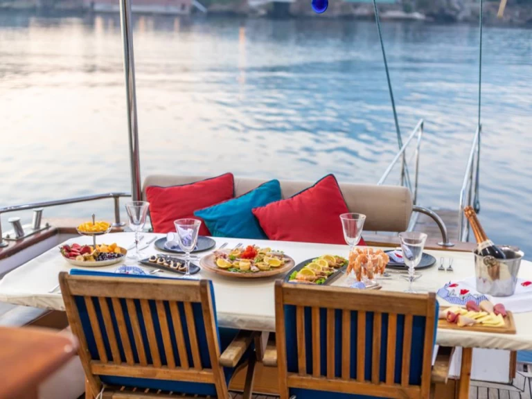 Louez un costom made  costom made à Fethiye