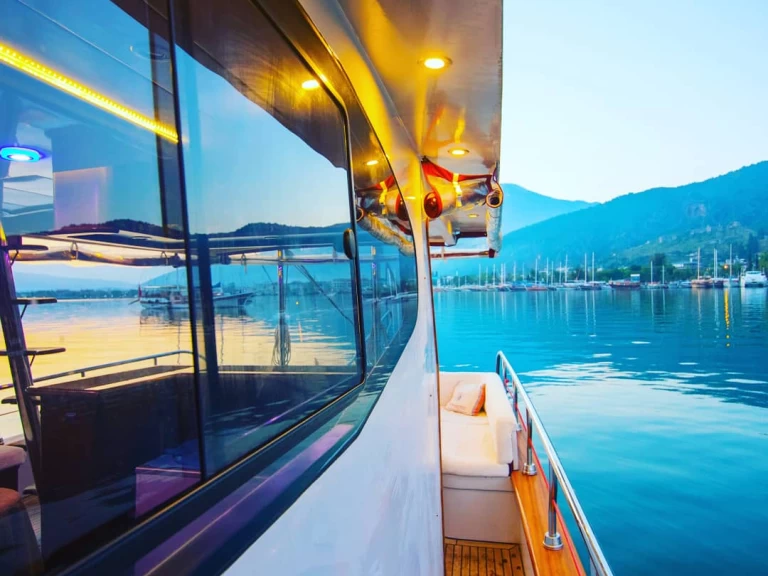 Location bateau Fethiye Harbour pas cher costome made 