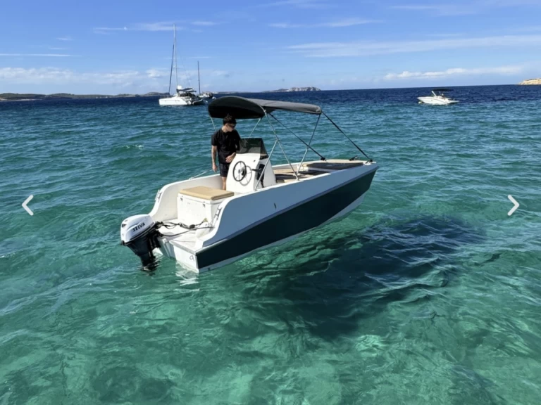 Louez un Adventure VESTA 550 à Sant Antoni de Portmany