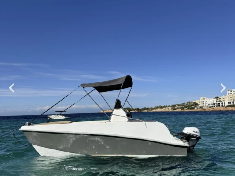 Location bateau Adventure VESTA 550 à Sant Antoni de Portmany sur Samboat