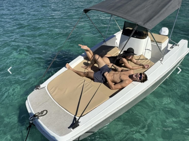 Louer Bateau à moteur avec ou sans skipper Adventure à Sant Antoni de Portmany