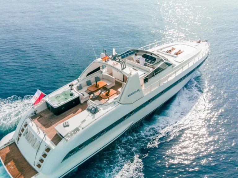 Location bateau Puerto Banús pas cher Mangusta 80 open