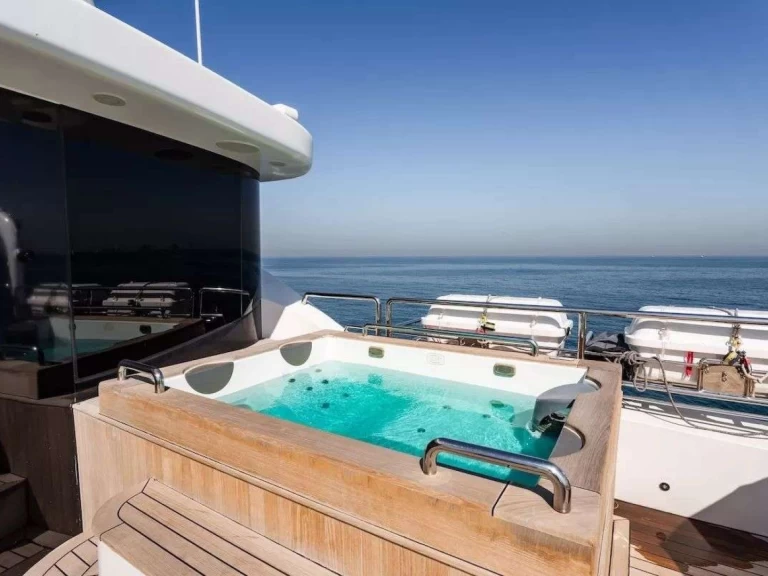 Location à Naples - Custom BURKUT sur SamBoat