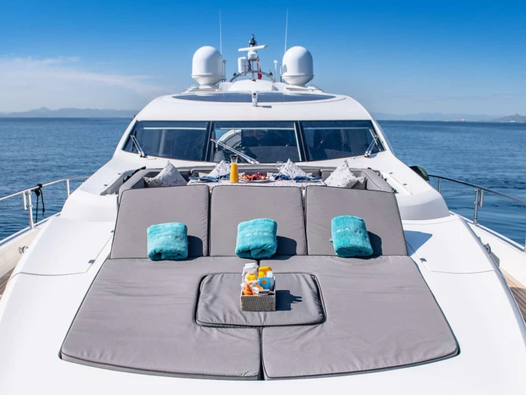 Yacht à louer à Athènes au meilleur prix