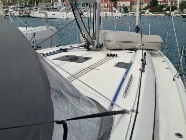 Location bateau Bénéteau Oceanis 40.1 à Lefkáda sur Samboat