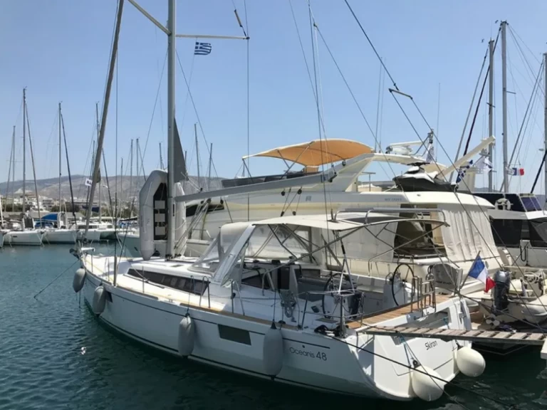 Location à Álimos - Bénéteau Oceanis 48 sur SamBoat