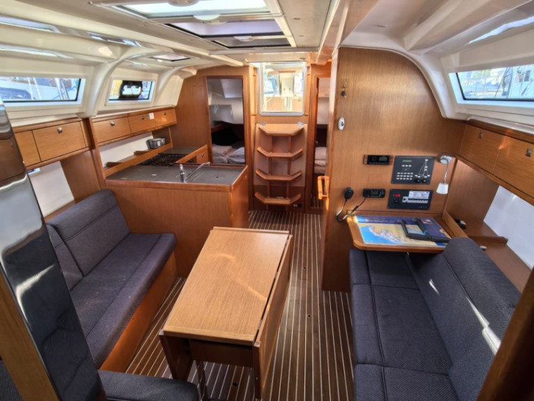 Location bateau Bavaria Cruiser 37 à Punat sur Samboat