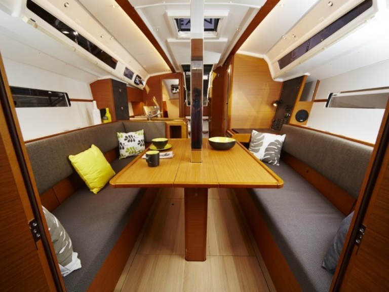 Location bateau Kos pas cher Sun Odyssey 349