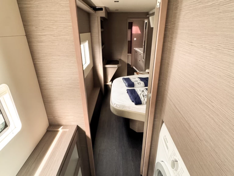 Louer Bateau à moteur avec ou sans skipper Fountaine Pajot à Seget Donji
