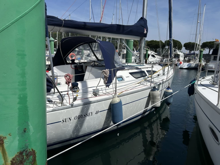 Location bateau Hondarribia pas cher Sun Odyssey 40