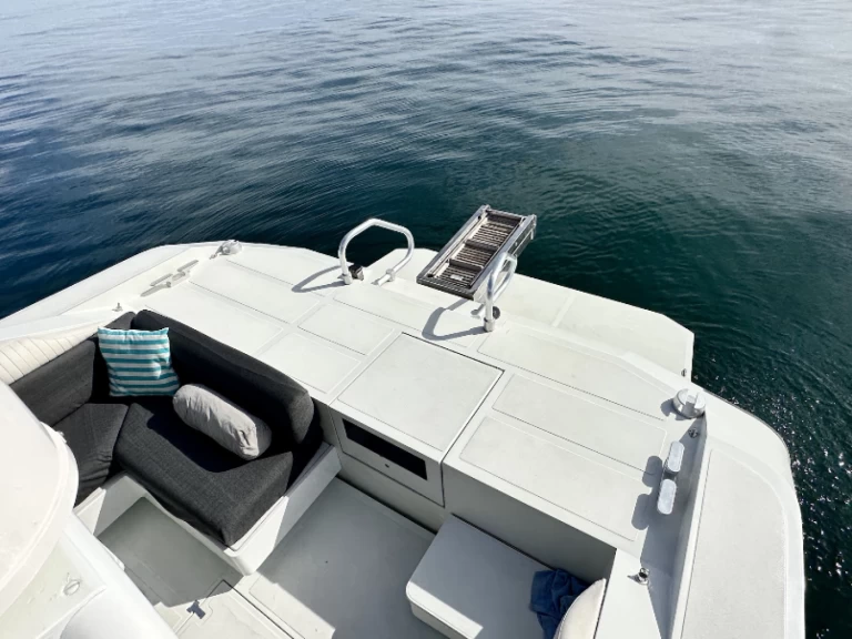 Location à Roses - Pershing Pershing 48 sur SamBoat