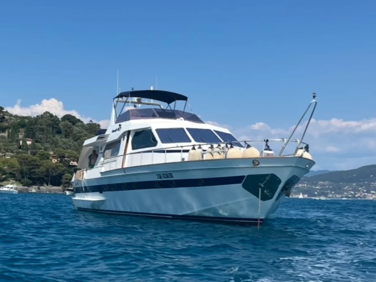 Louer Yacht avec ou sans skipper NAVARCANTIERI à La Spezia