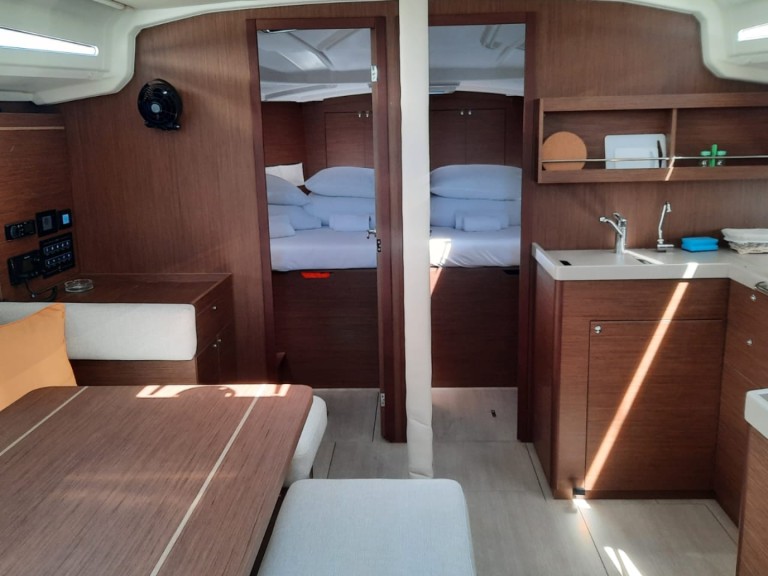 Louez un Bénéteau Oceanis 40.1 à Split
