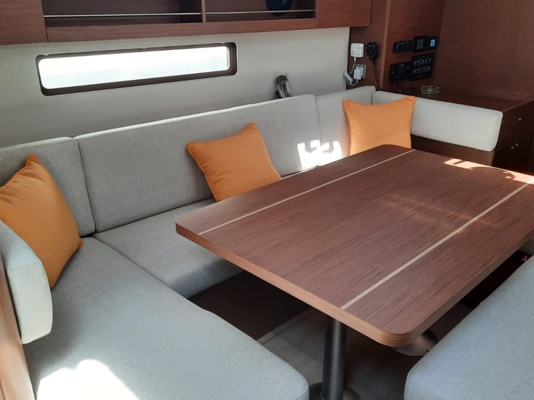Location Voilier à Split - Bénéteau Oceanis 40.1