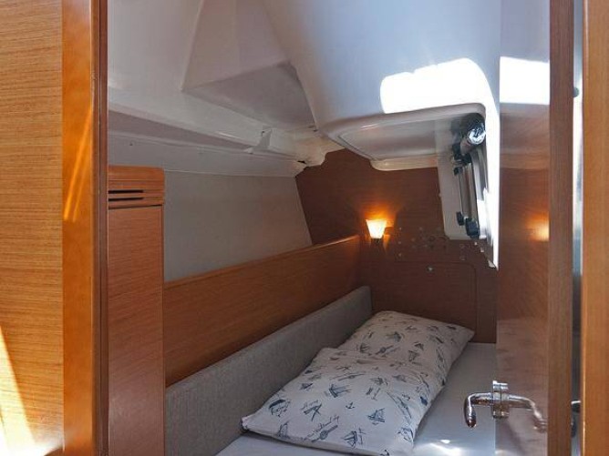Location bateau Jeanneau Sun Odyssey 33i à Split sur Samboat