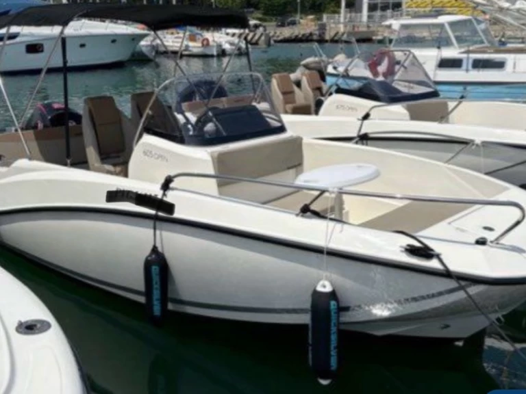 Location Bateau à moteur à La Ciotat - Quicksilver Activ 605 Open