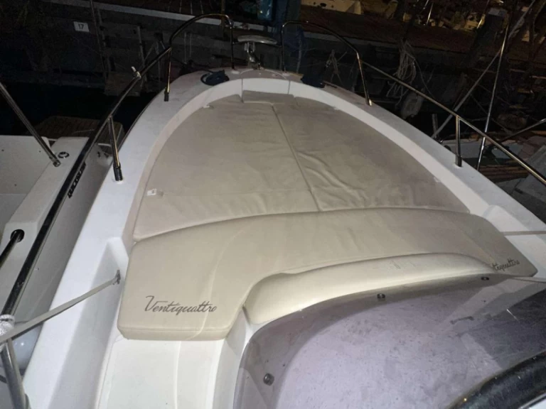 Location bateau Mandelieu-la-Napoule pas cher Kay largo 24