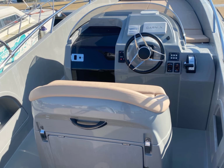 Louer Bateau à moteur avec ou sans skipper Aquarius à Arcachon