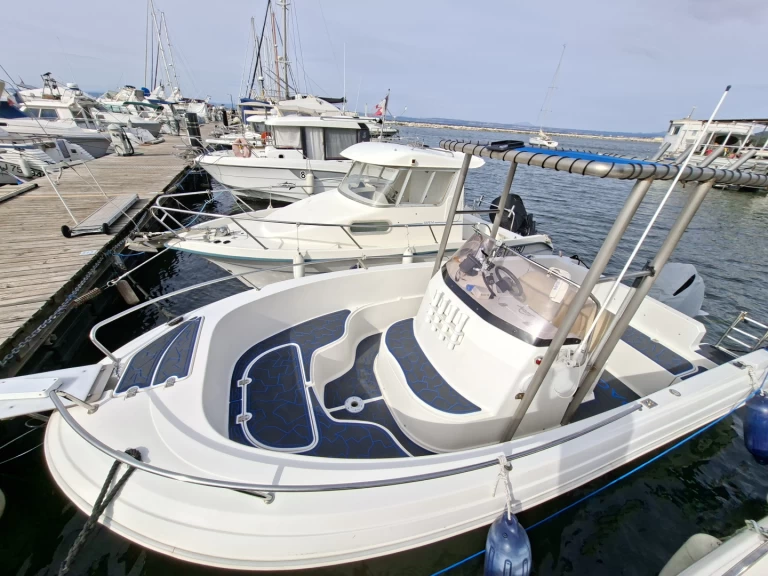 Location Bateau à moteur à Martigues - Pacific Craft Pacific Craft 625 Open