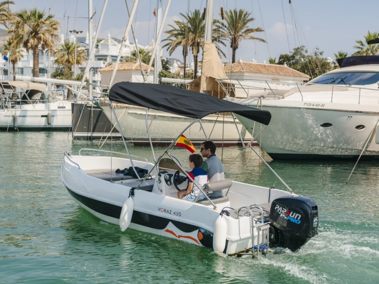 Bateau à moteur à louer à Málaga au meilleur prix