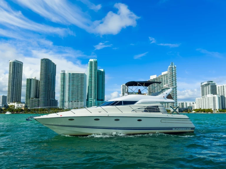 Location Yacht à Miami - Sunseeker Manhattan 50