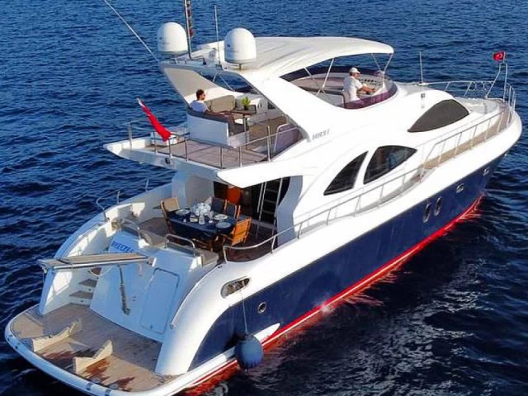 Azimuth Azimut luxury  a louer à Beşiktaş